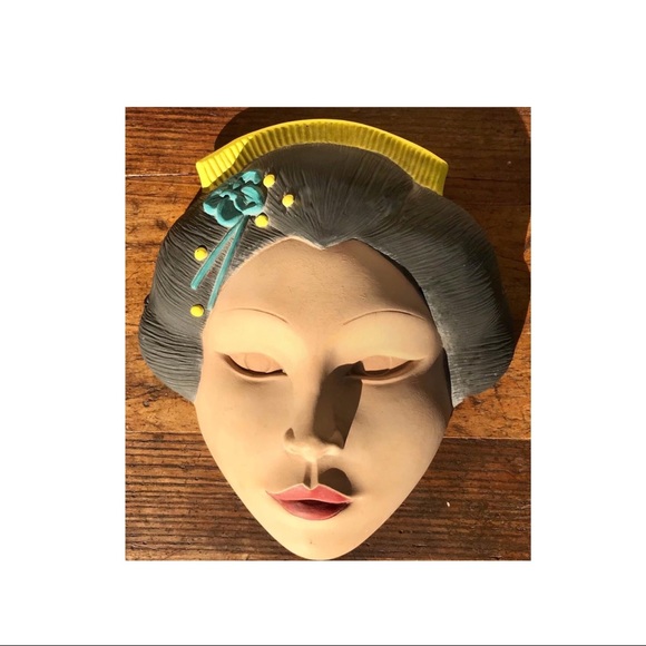 Vintage Ceramic Wall Mask - Picture 4 of 10